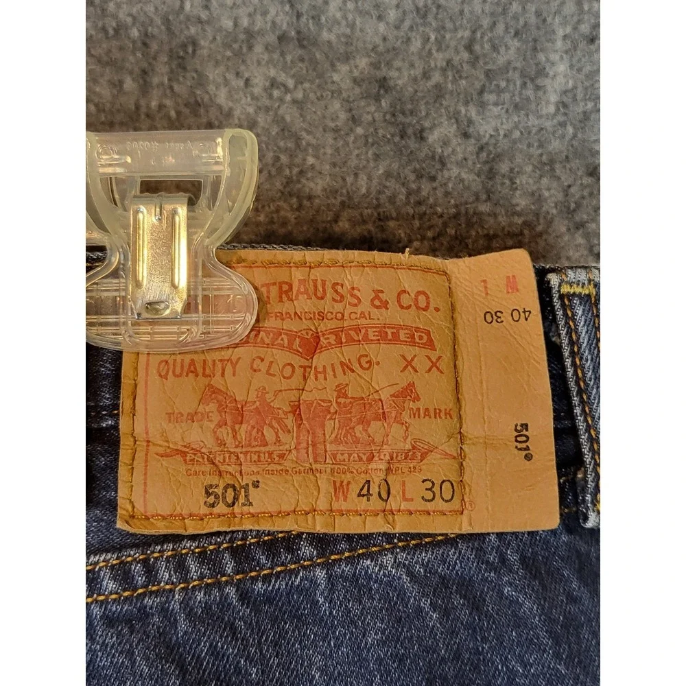 Levi's 501 Jeans Mens W40 L30 Blue Denim Straight Leg‎ Button Fly School Work